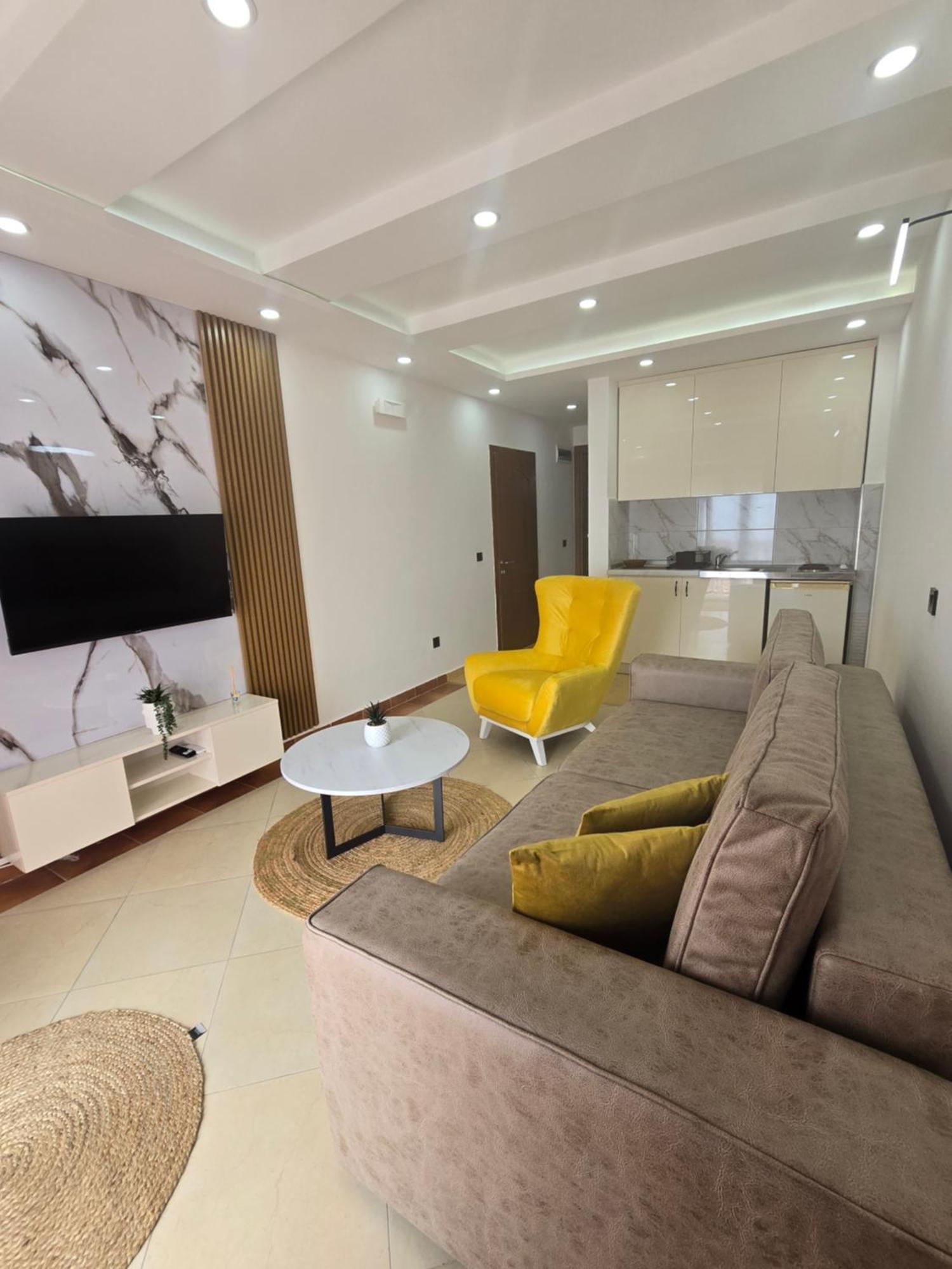 אולסינץ' Apartments Mediteran מראה חיצוני תמונה