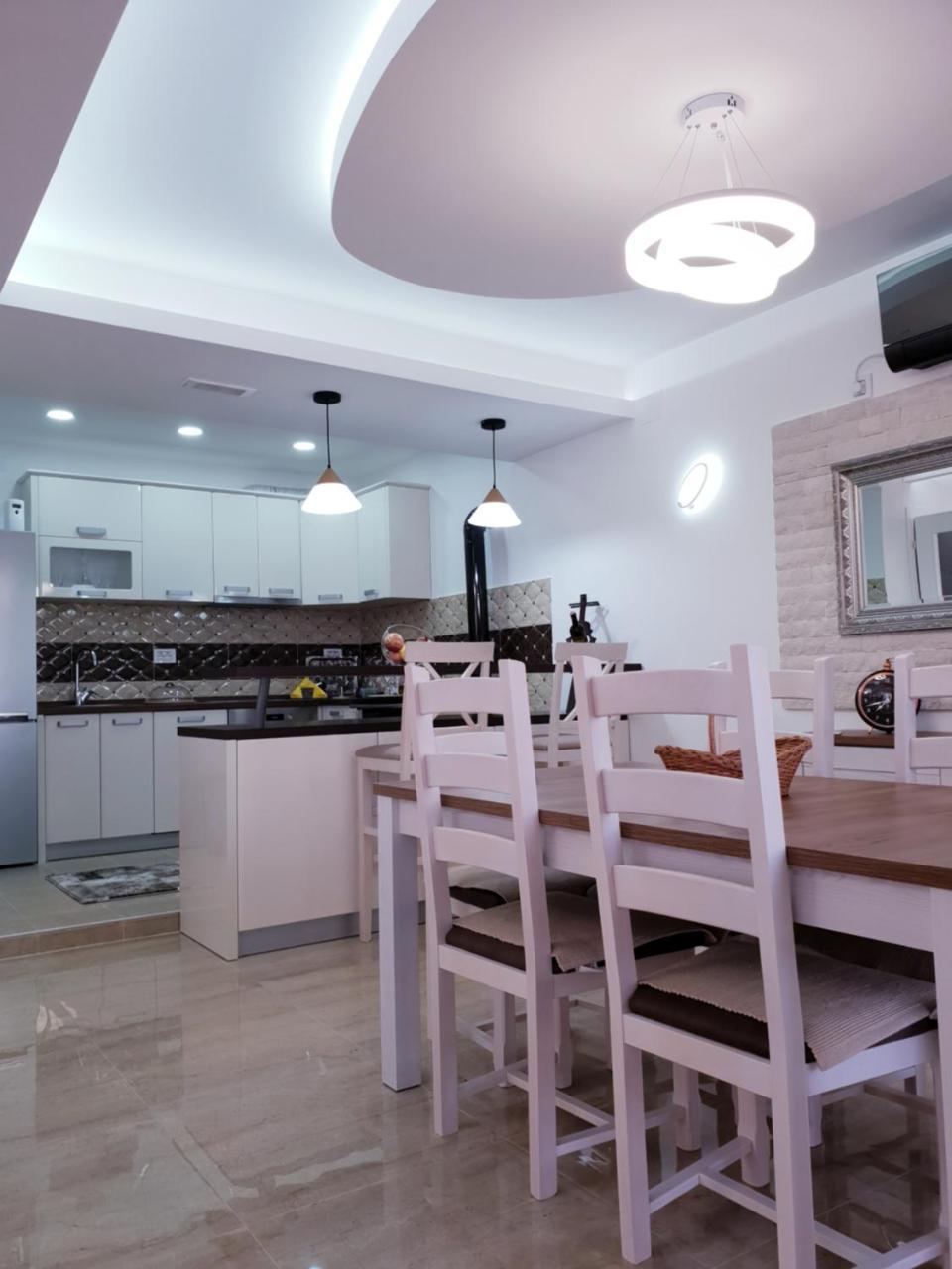 אולסינץ' Apartments Mediteran מראה חיצוני תמונה